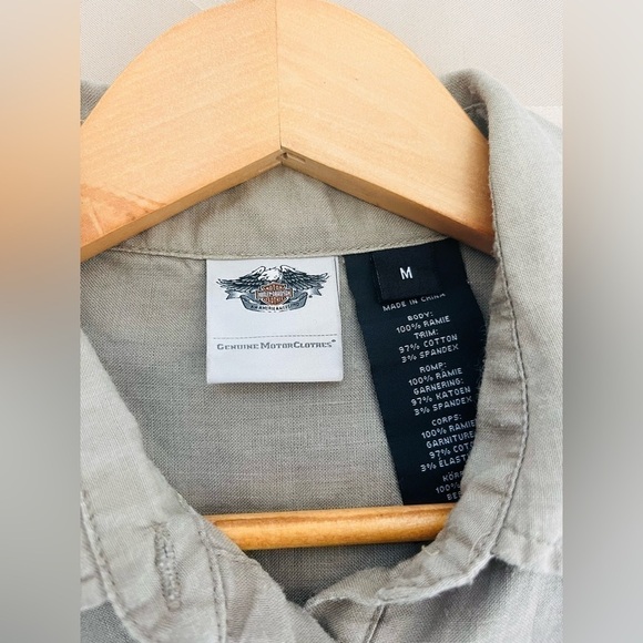 Harley Davidson Women Quarter Button Long Sleeve Shirt Ramie in Tan Size M - Picture 3 of 6